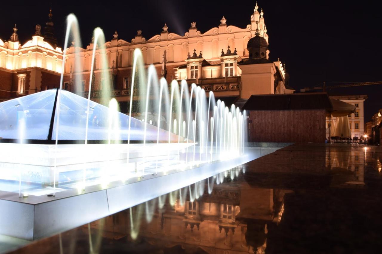 Last Floor Apartment - Krakow City Center Close To Old Town Cracóvia Exterior foto