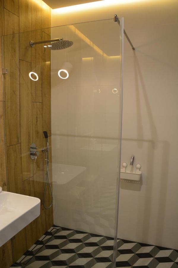 Last Floor Apartment - Krakow City Center Close To Old Town Cracóvia Exterior foto
